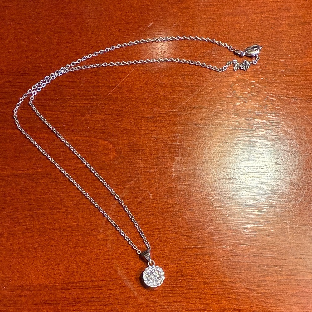 CZ Elegant Silver Pendant Necklace